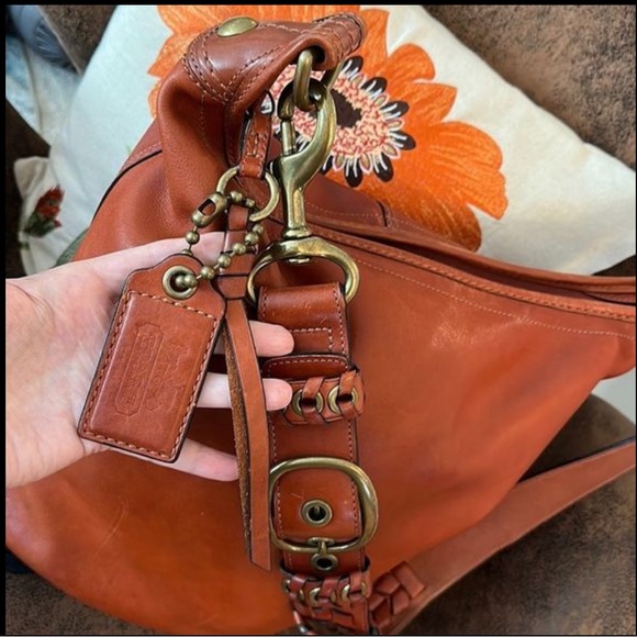 RARE COACH 11423 BLEECKER DUFFLE LEATHER w/OG HANGTAG SHADE OF WHISKEY RUST - Picture 4 of 15